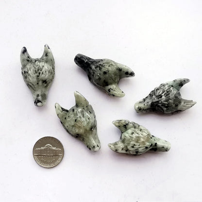 Bacatgem Sesame Jasper 1.57 inchs Wolf Head Pocket Crystals and Healing Stone Figurine,Haped DIY-Jewelry Pendant