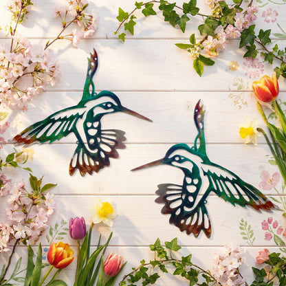 ElaraBerry 2 Pcs Metal Hummingbird Wall Art 12.6 Inch Metal Birds Wall Decor Garden Decoration Outdoor Statue Patio Fence Hanging Plaques for Garden Yard Living Room Bedroom Patio Balcony(Classic)