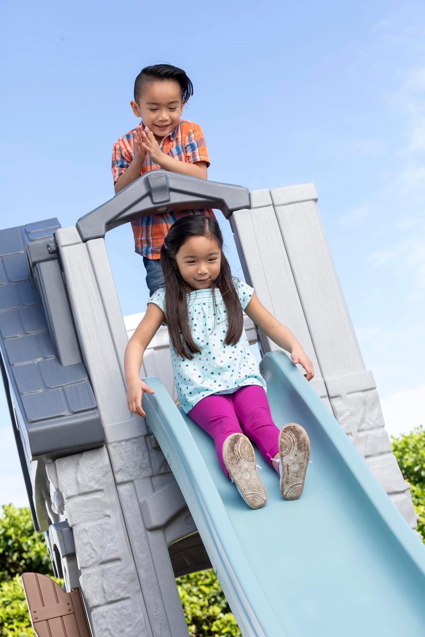 Step2 Enchanting Adventures 2-Story Kids Playhouse, Outdoor Playhouse with Kitchenette & Slide, Rock Climbing Wall, Made of Durable Plastice, For Toddlers 4-8 Years Old