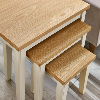 Furniturebox UK Set of 3 Wooden Nesting Tables - Eden Solid Wood Nested Tables - Pale Oak Veneer Tops Cream Legs - Modern Farmhouse Traditional Living Room Furniture - Solid Rubberwood