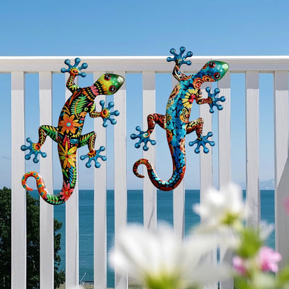 Ratuor Metal Gecko Wall Art Outdoor Fence Decor Lizards Wall Decoration 2 Pack Suitable for Hanging in Yard Livingroom Wall