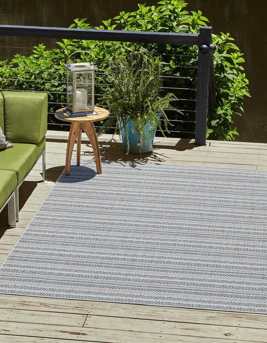 Unique Loom Outdoor Striped Collection Area Rug - Maia (4' 1" x 6' 1" Rectangle, Teal/Ivory)