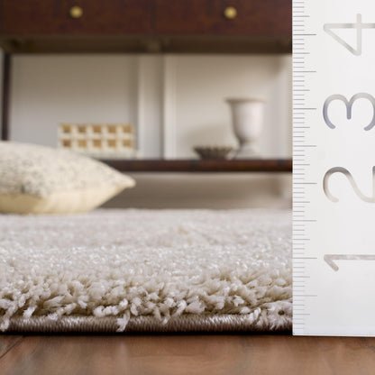 SAFAVIEH Florida Shag Collection Accent Rug - 3'3" x 5'3", Creme & Creme, Non-Shedding & Easy Care, 1.2-inch Thick Ideal for High Traffic Areas in Foyer, Living Room, Bedroom (SG468-1111)