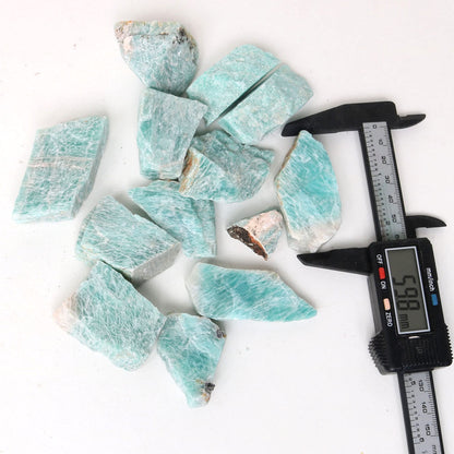 REAL-GEMS Natural Raw Healing Crystals Rough Stones for Tumbling, Cabbing, Polishing, Wire Wrapping, Wicca & Reiki Crystal Healing, Mix Gemstones,7 Chakra (Amazonite)