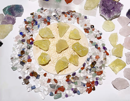 QINJIEJIE 0.9Lbs Citrine Raw Crystals Natural Stones Bulk Large 1" Rough Rocks Wholesale Reiki Gemstones Yellow Fountain Rocks for Healing Tumbling Cabbing Polishing Wire Wrapping Wicca Decor