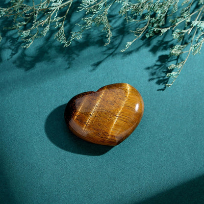 MAIBAOTA 45 mm Tiger Eye Crystal Stones Heart Love Crystal Reiki Gemstone Worry Stones for Anxiety