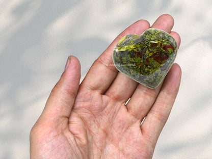 Amazing Gemstone Dragon Bloodstone Crystal Heart Palm Stone - Pocket Massage Worry Stone for Natural Body Chakra Balancing, Reiki Healing and Crystal Grid