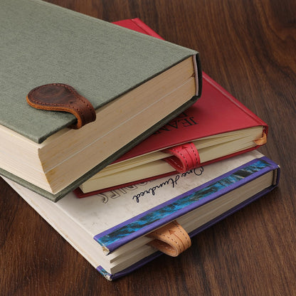 Magnetic Leather Bookmarks Book Marks for Reading Women Men Book Lovers Readers (Brown-2PC)