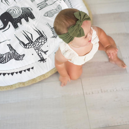 Wee Gallery Explore Playmat for Babies, Soft Cotton and High-Contrast Baby Play Mat for Infants & Toddlers, Reversible, Washable, Portable Tummy Time Rug, Safari