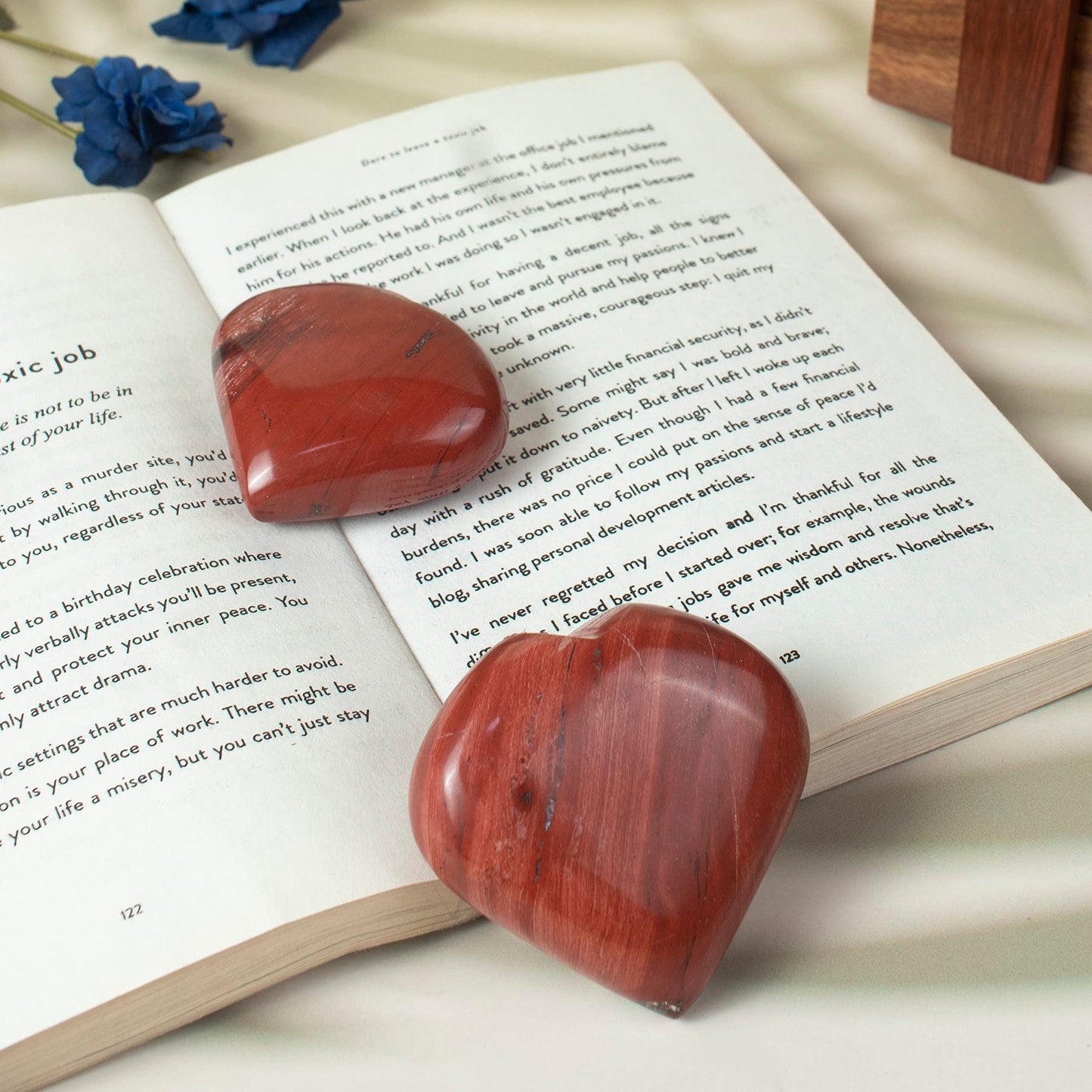 Crocon 50mm Noreena jasper Heart Stone Big Heart Shape Puff Stones Set 450+ Carats Pocket Crystal Healing Tumble Collection Palm Worry Stone Good Luck Charm Meditation Gift Craft Home Decor