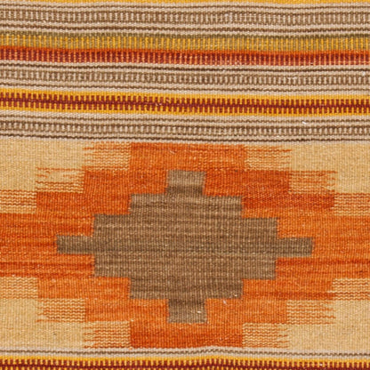 SAFAVIEH Kilim Collection Accent Rug - 2' x 3', Red & Multi, Handmade Southwestern Tribal Wool, Ideal for High Traffic Areas in Entryway, Living Room, Bedroom (NVK177A)