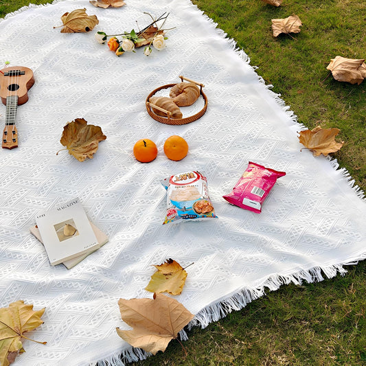 Outdoor Picnic Blanket Sandproof - Portable Lightweight T-Grid Picnic Mat for Beach, Camping, Park, Lawn, Concert & Wedding Photoshoot Indoor Bohemian Decor Machine Washable 70.9 x 102 Inches