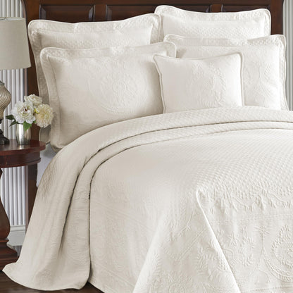 HISTORIC CHARLESTON King Charles Modern Farmhouse Floral Matelasse Bedspread, 100% Cotton Breathable Bedding, Full/Queen, Ivory