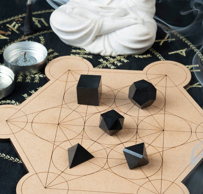 Crocon Black Tourmaline 5Pcs Platonic Solids Crystal Geometry Set, Platonic Solids Sacred Geometric Stones for Meditation Reiki Balancing Healing Chakra Stone Cleansing Spiritual Good Luck (15-20 mm)