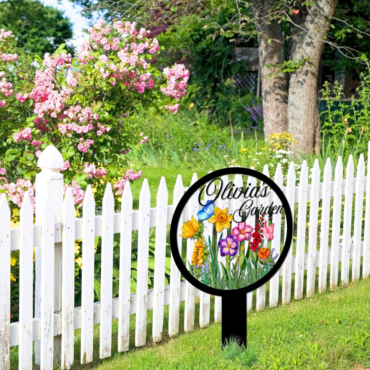 Personalized Metal Garden Sign, Custom Spring Porch Decor with Flowers, Personalized Name Sign for Garden, Patio, Porch, Gardening Gift for Gardeners