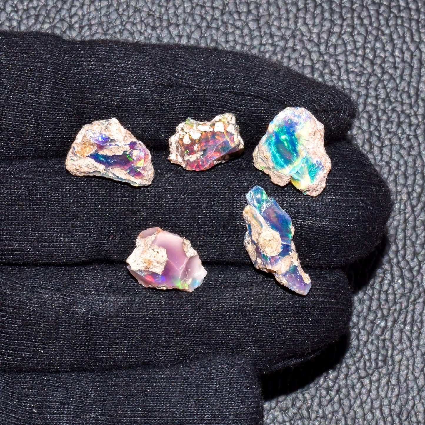 QNAVIC 5pcs, Raw Ultra Fire Black Ethiopian Opal Rough Stone, Natural Opal Rock Crystals Gemstone, Jewelry Making Supplies, Chakra Healing Stone, Birthday Gift, Crafts & DIY, Wire Wrapping Crystals