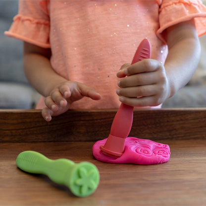 READY 2 LEARN Triangle Grip Stampers | Patterns | Set of 4 | Ages 2+ | Easy to Hold Paint and Dough Stampers for Kids