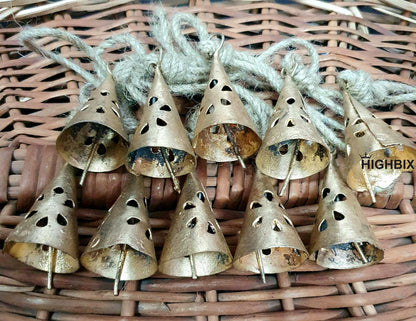 HIGHBIX Rusty Harmony Cow Bells 10 Pieces Vintage Handmade Rustic Lucky Christmas Hanging 2inch Bells (Cone Shape)