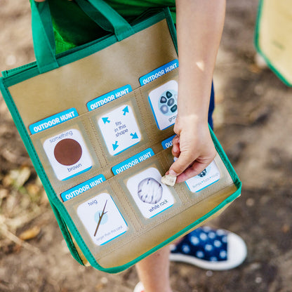 Melissa & Doug Let’s Explore Indoor/Outdoor Scavenger Hunt Play Set – 80 Double-Sided Cards