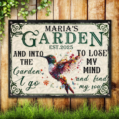 Custom Garden Signs Personalized Metal Tin Sign for Women, Retro Funny Hummingbird Metal Sign for Outdoor, Patio, Yard Rustic Home Decor Gift for Mothers Day, Grandmas, and Gardening Lovers