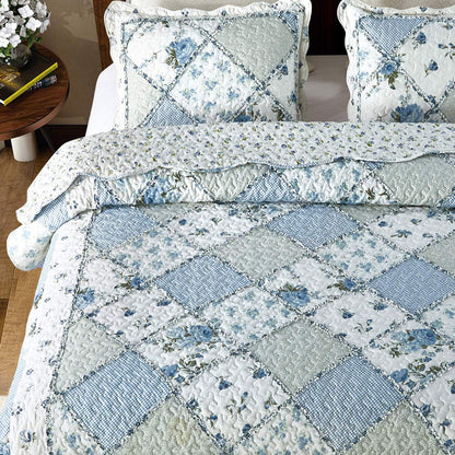 VIVILINEN Blue Floral Patchwork Quilt Set, Full Queen Size, 3 Piece Bedding Set with 2 Pillowcases