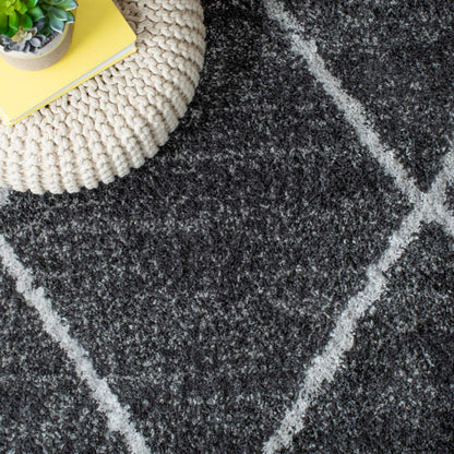SAFAVIEH August Shag Collection Accent Rug - 4'5" x 6'5", Dark Grey & Ivory, Non-Shedding & Easy Care, 1.25-inch Thick Ideal for High Traffic Areas in Foyer, Living Room, Bedroom (AUG531G)