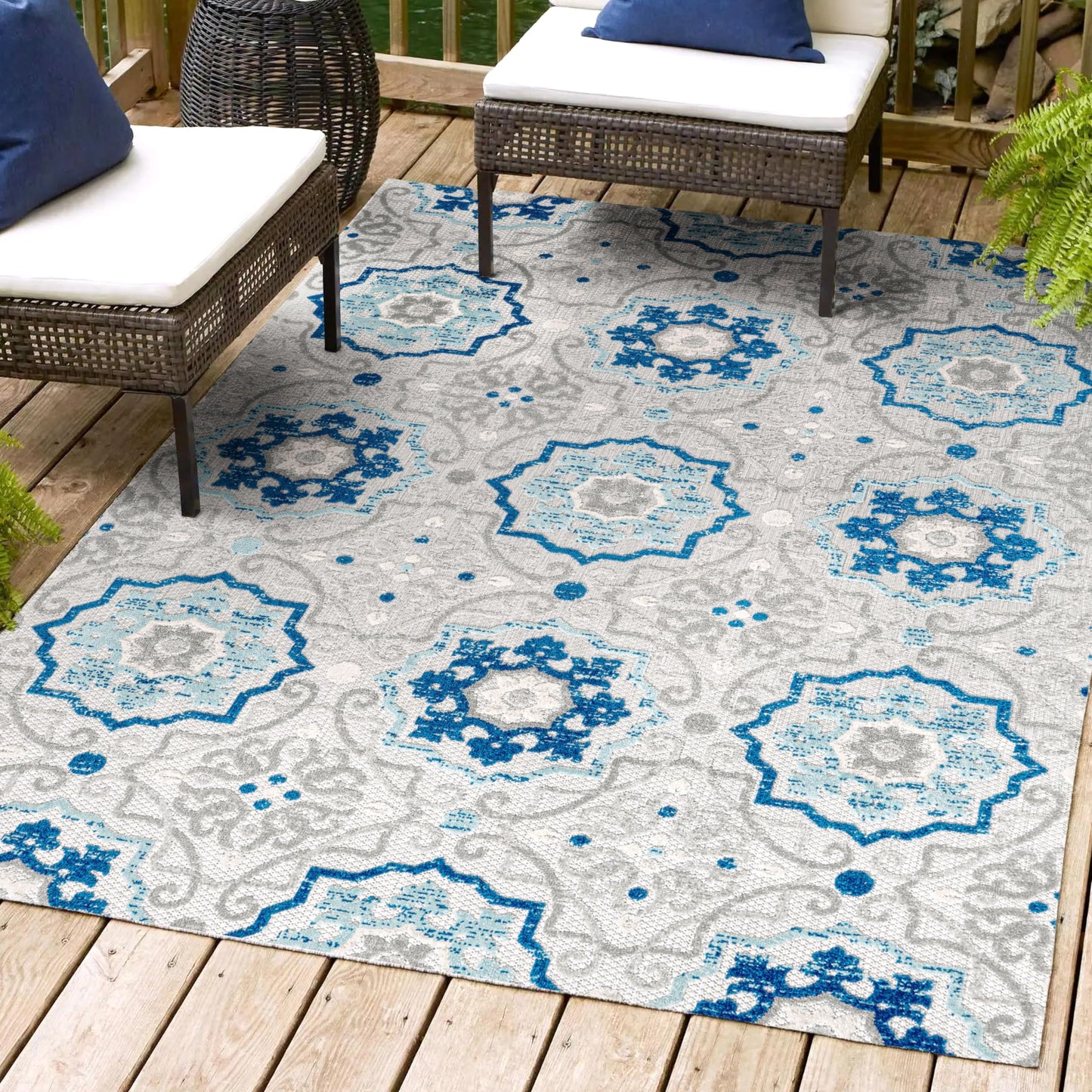 JONATHAN Y Mediterranean Medallion Indoor Outdoor Area Rug 3X5 Blue/Gray, Boho for Backyard, Patio, Porch, Easy-Cleaning, High Traffic, Pet-Friendly, Non-Shedding (AMC101A-3)