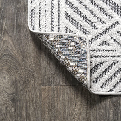 JONATHAN Y Art Deco Geometric Indoor Outdoor Area Rug 4X6 White/Black, Jordan High-Low Pile for Backyard, Patio, Porch, Easy-Cleaning, High Traffic, Pet-Friendly, Non-Shedding (SBH103A-4)